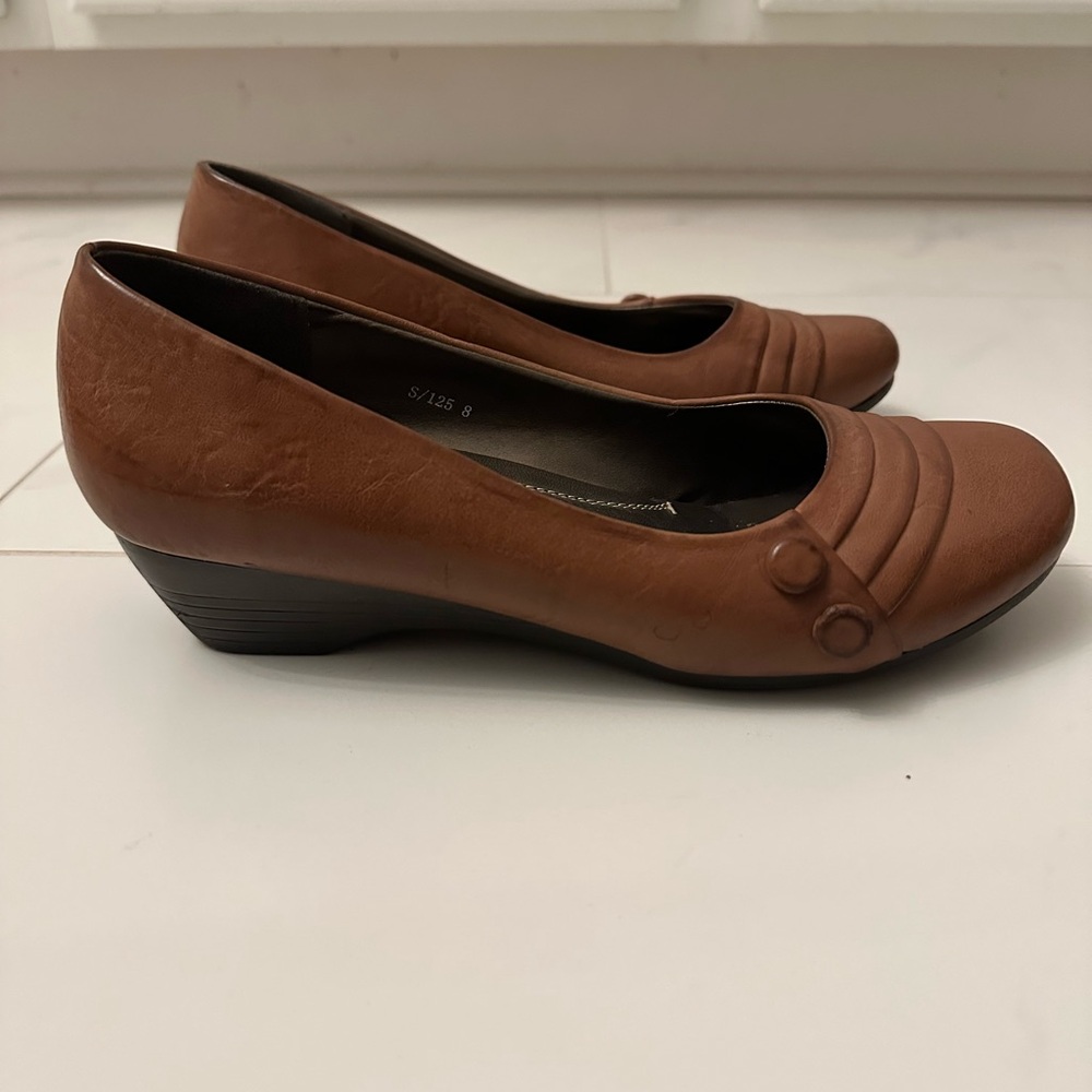 Rasolli Brown Women's Wedge Career Flat Shoes Size 8